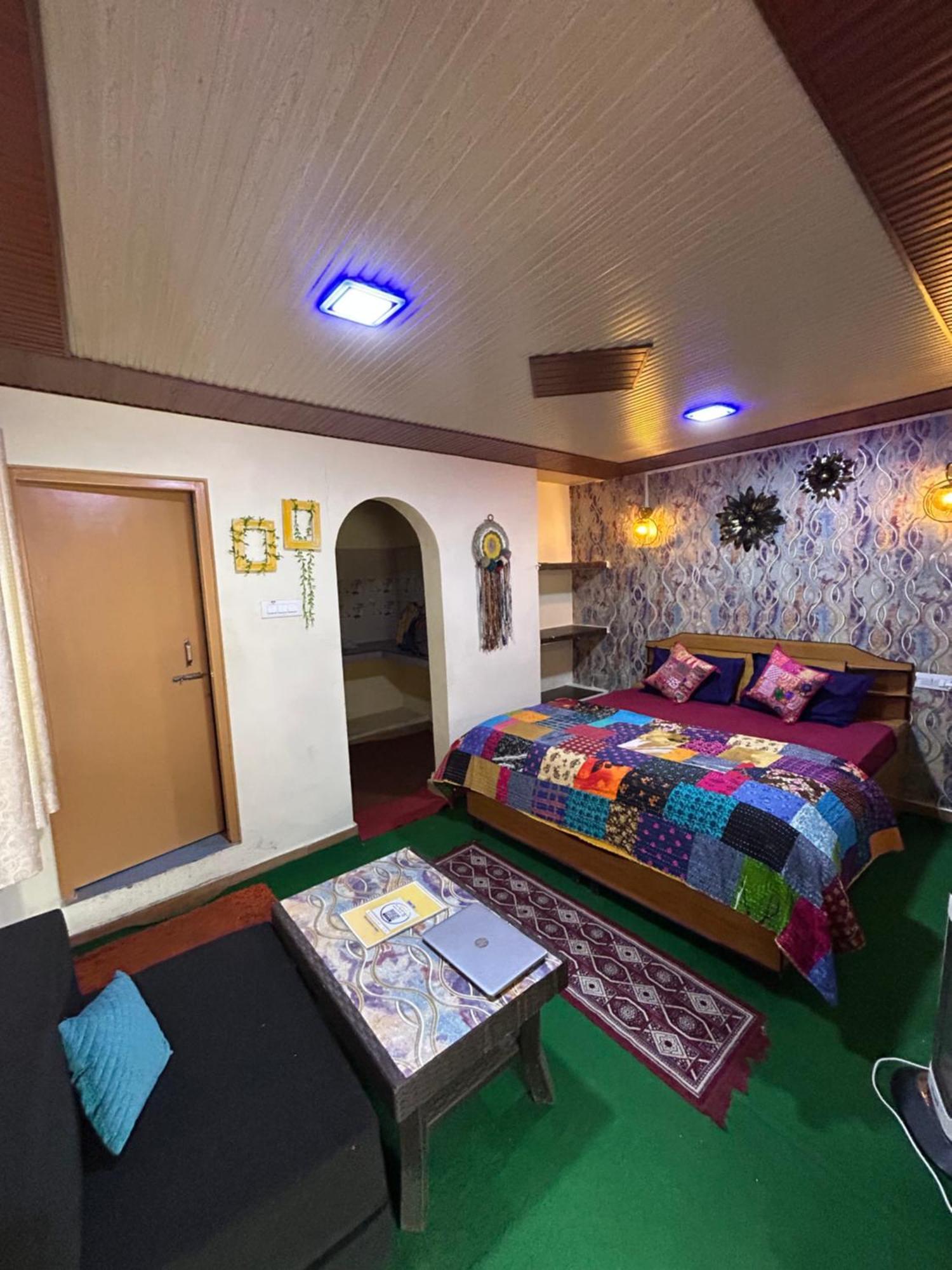 Laxmi Narayan Homestay-Harshil Harsil Экстерьер фото